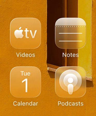 特寫(xiě)新色調(diào)的 app 圖標(biāo)，展示 Apple TV app、備忘錄、日歷和播客。