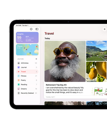 橫屏放置的 iPad，屏幕左側(cè)顯示手記 app。