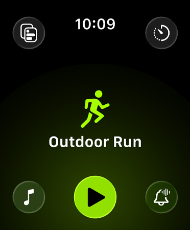 煥然一新的體能訓(xùn)練 app 界面，采用黑色背景，四角的綠色按鈕可用于進(jìn)入提醒、音樂、訓(xùn)練體驗(yàn)、自定訓(xùn)練項(xiàng)目和訓(xùn)練指標(biāo)功能。中間有一個綠色的跑步者圖標(biāo)，下方白色文字顯示“Outdoor Run”，再下方是一個綠色的播放按鈕。